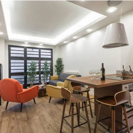 3 Double Bedrooms Apartment In Montmartre Near Subway Ac-3